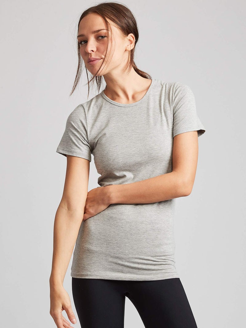 Kalon Women's 4-Pack Crewneck T-Shirt Base Layer (X-Large, Black/Greys) - Image 2